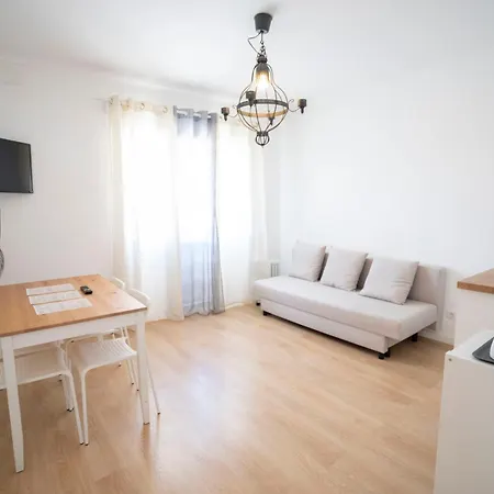 Paraiso Da Caparica Guest house 3*