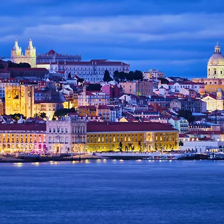 Отель Paraiso Da Caparica Шарнека