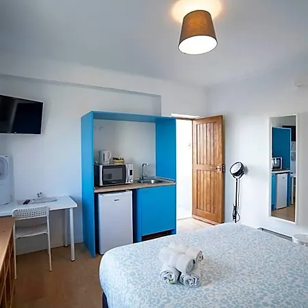 Hotel Paraiso Da Caparica 3*