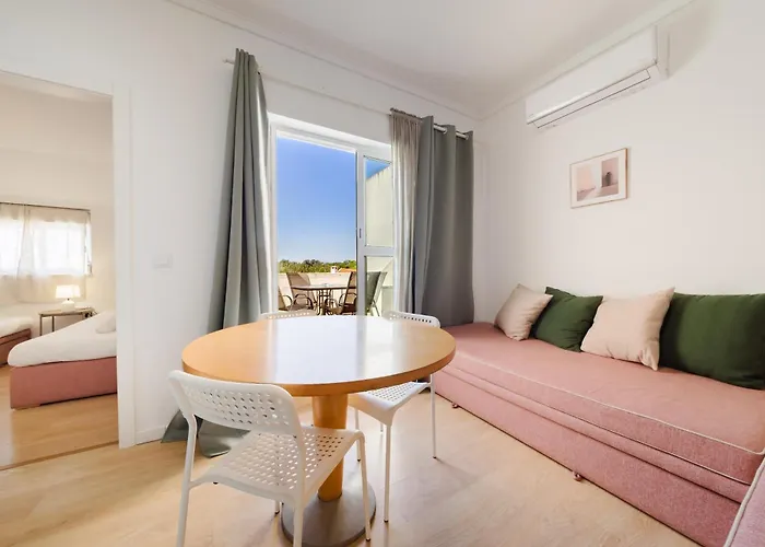 Otel Paraiso Da Caparica 3*