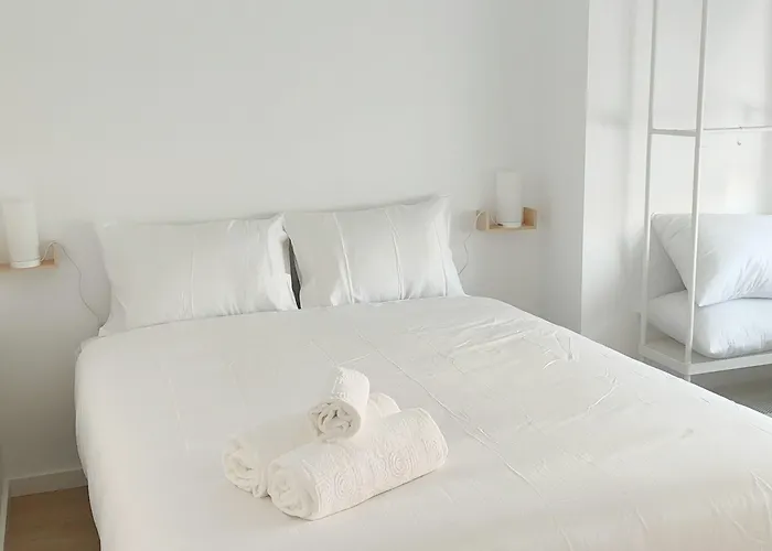 Otel Paraiso Da Caparica 3*